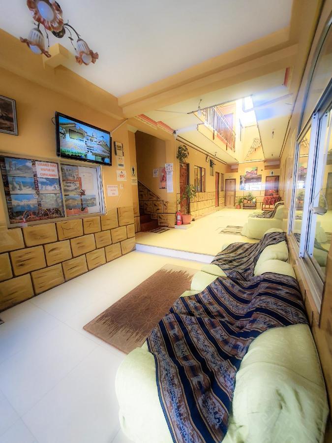 Hostal Luz Yhobimar Copacabana  Dış mekan fotoğraf